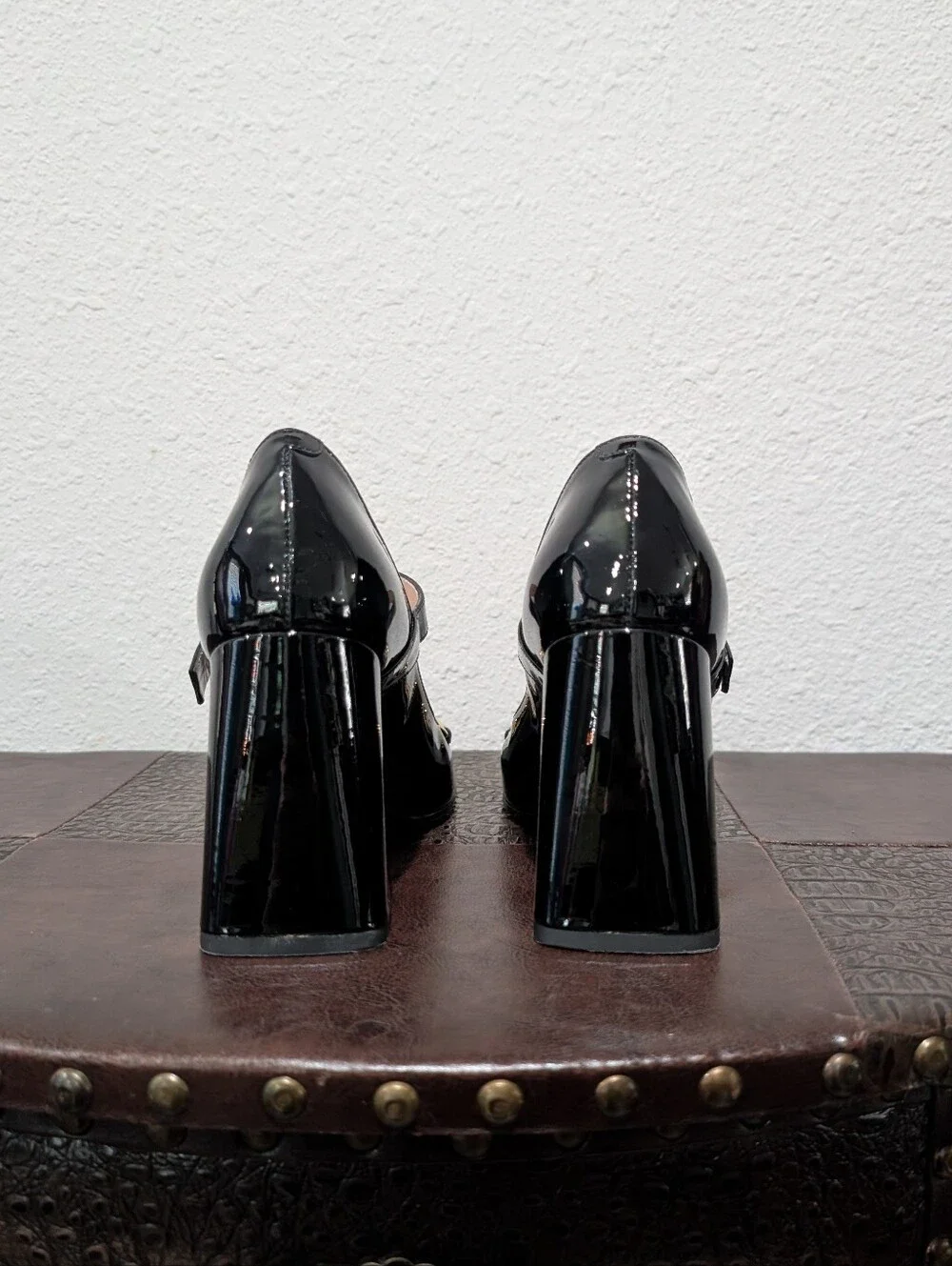 Gucci Baby Horsebit Patent Leather Mary Jane Pumps – Black – Size 36.5